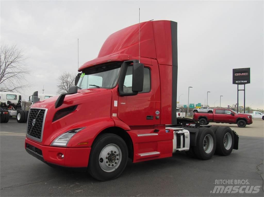 Volvo VNR64T300 Tahače