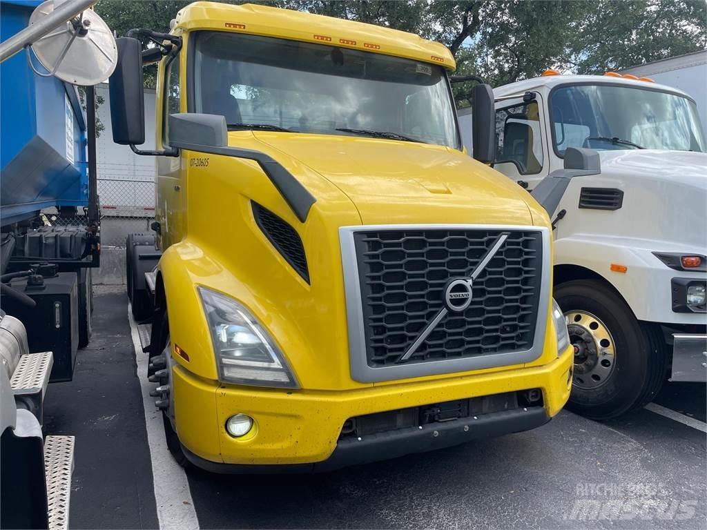 Volvo VNR64T300 Tahače