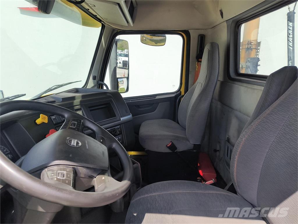 Volvo VNR64T300 Tahače