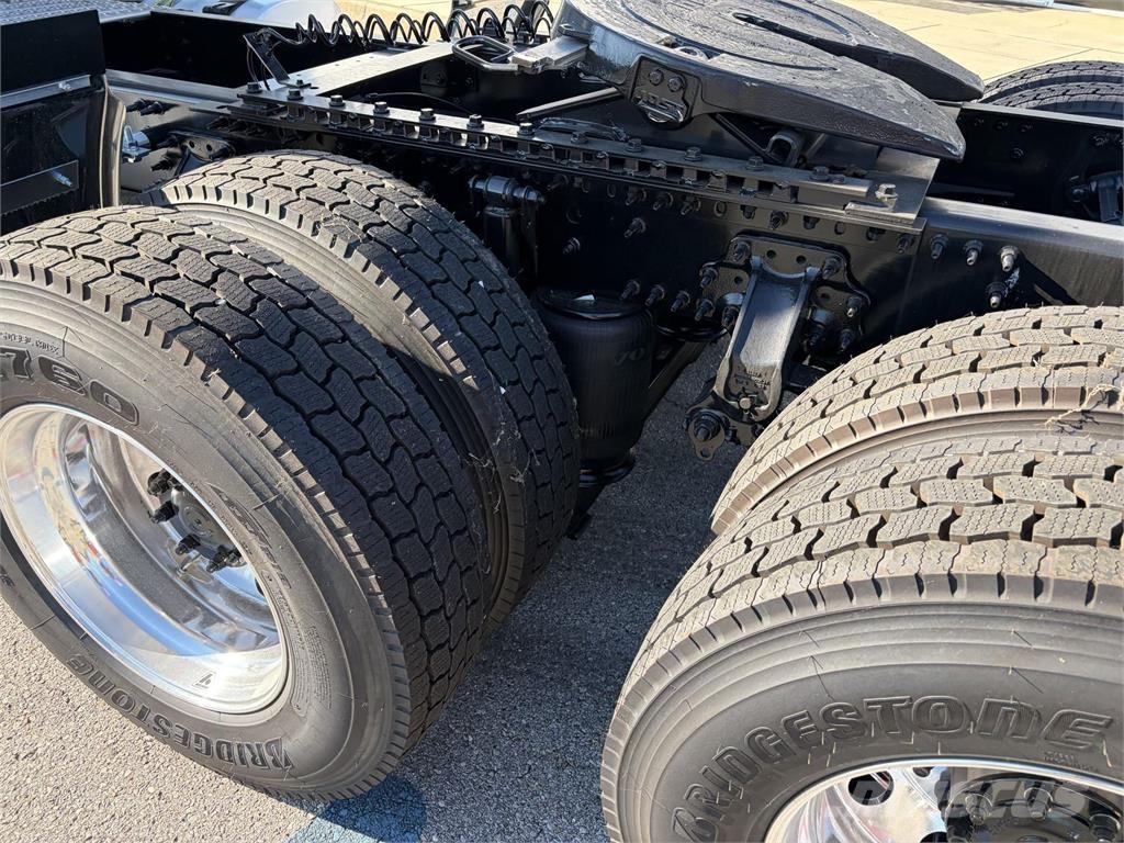 Volvo VNR64T300 Tahače