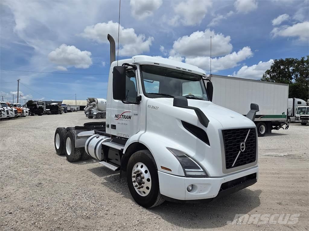 Volvo VNR64T300 Tahače