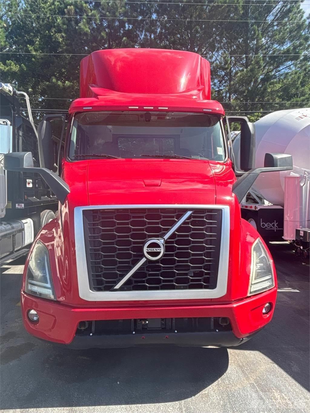 Volvo VNR64T300 Tahače