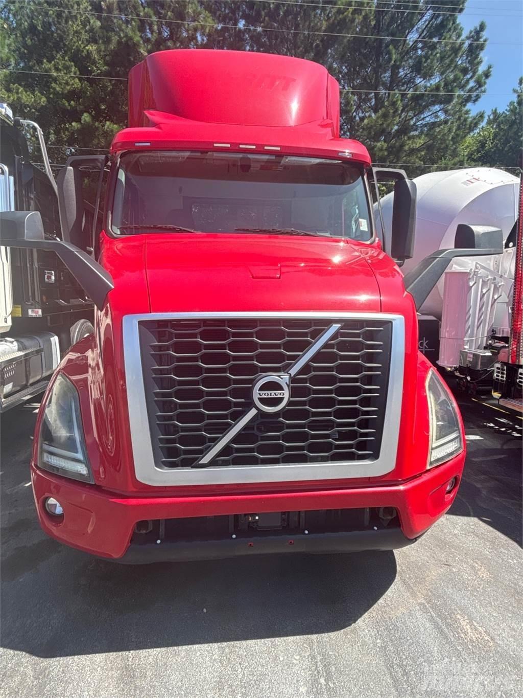 Volvo VNR64T300 Tahače