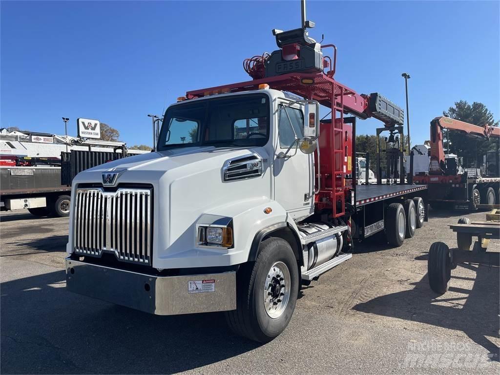 Western Star 4700SB Další