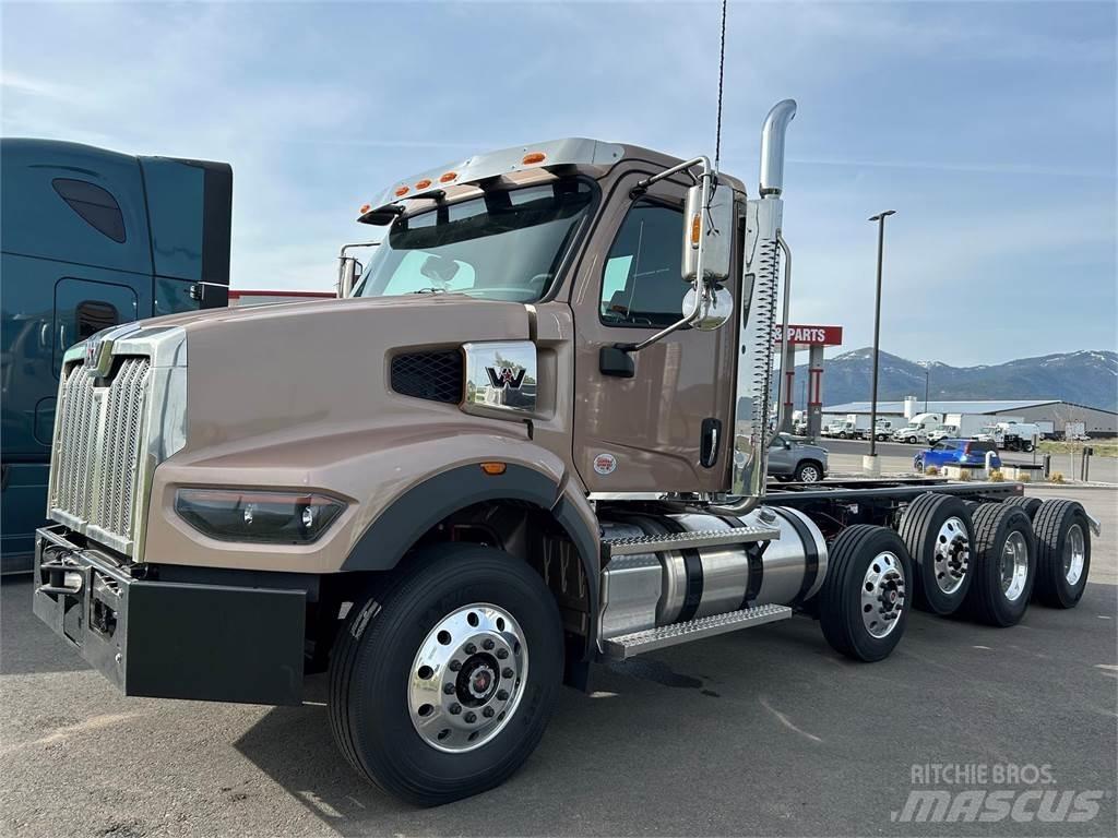 Western Star 49X Sklápěče