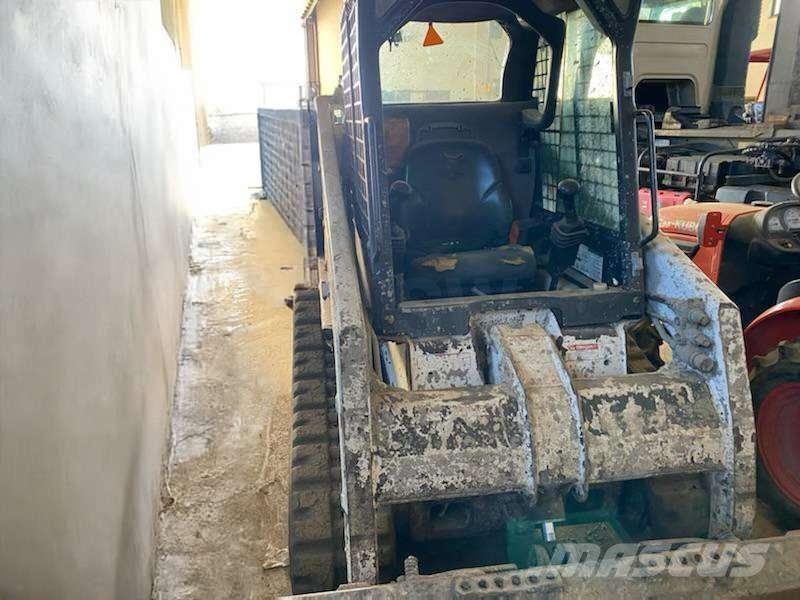 Bobcat T140 Mininakladače