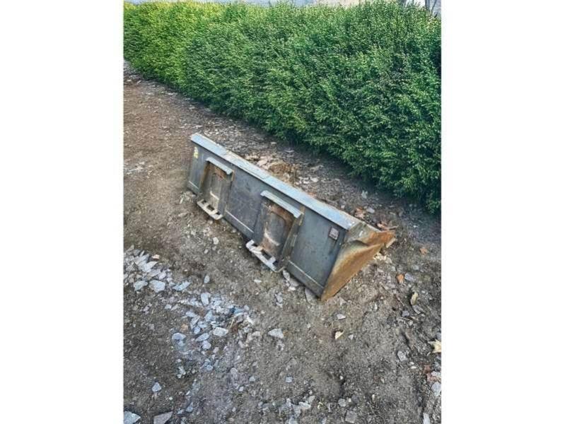 CASE SV300 Mininakladače