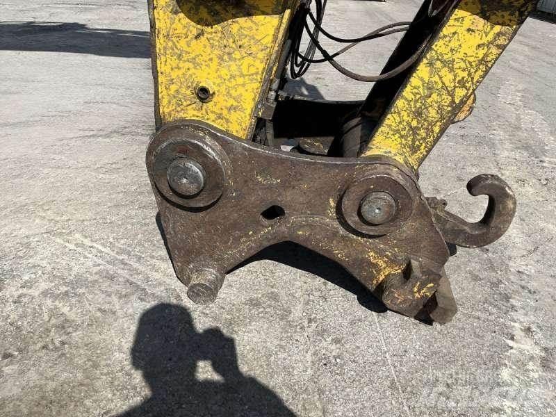 CAT 330D L Demoliční rýpadla