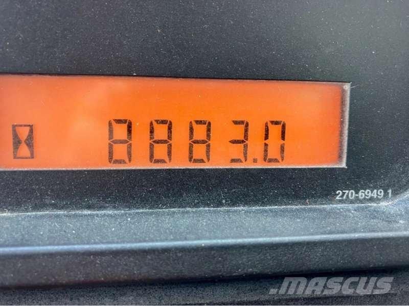 CAT 816F2 Půdní kompaktory