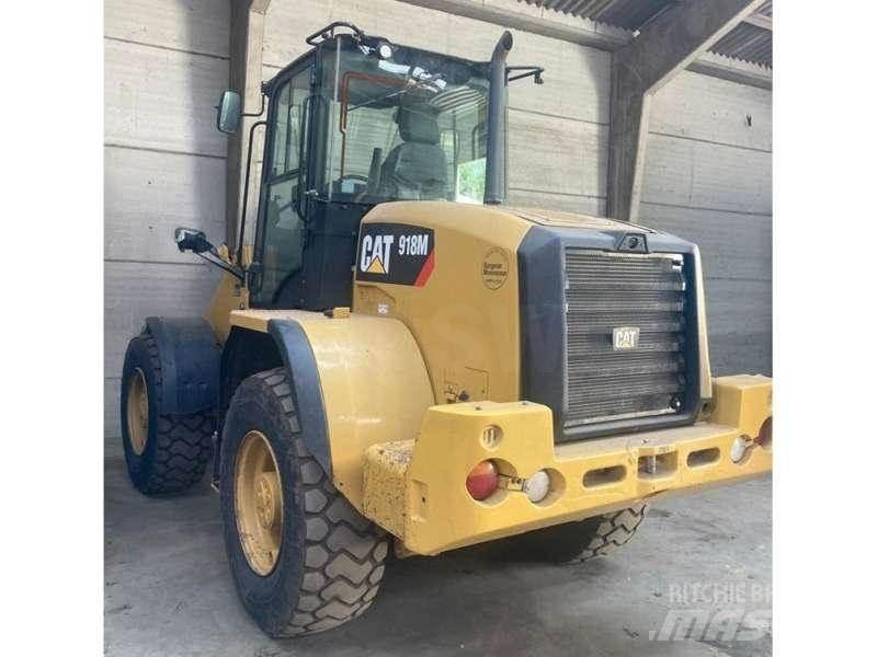 CAT 918M Kolové nakladače