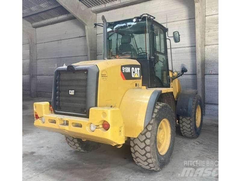 CAT 918M Kolové nakladače