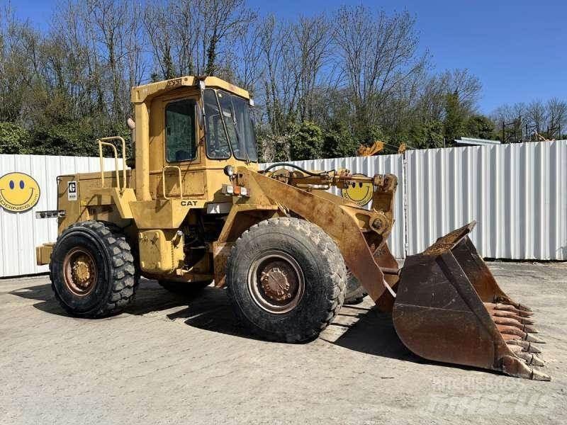CAT 950B Kolové nakladače