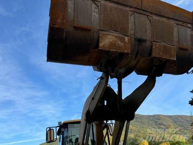 CAT 950G Kolové nakladače