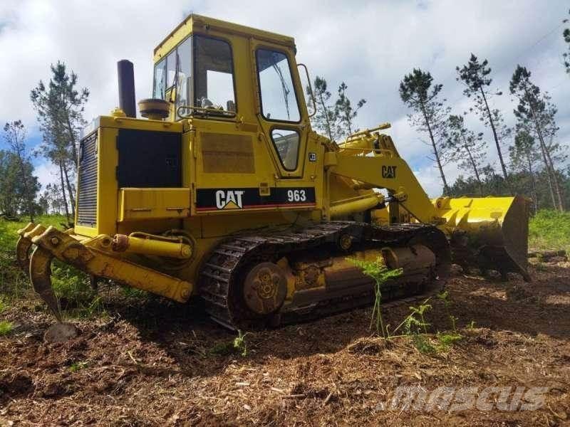 CAT 963 Pásové nakladače