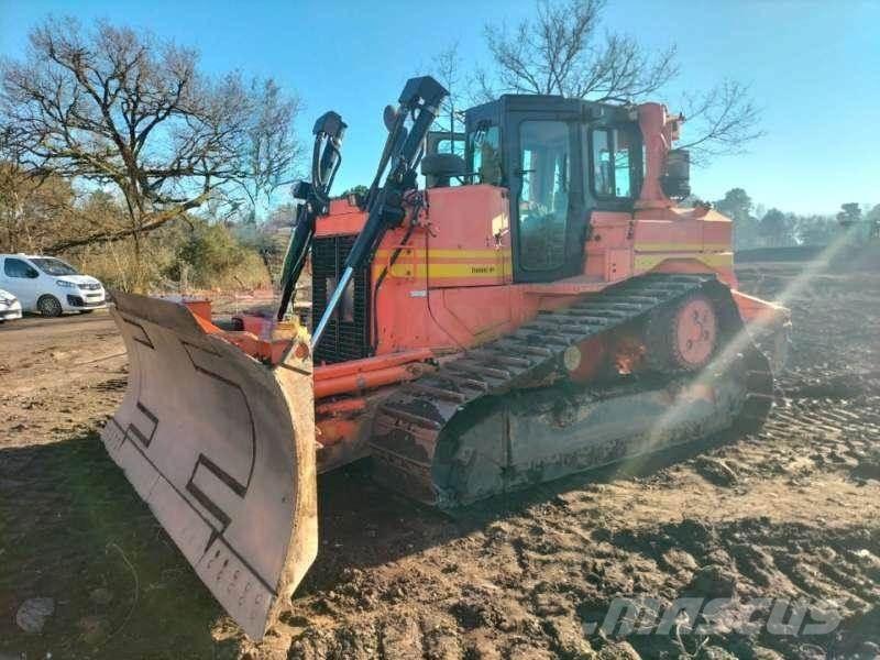CAT D6T Pásové dozery