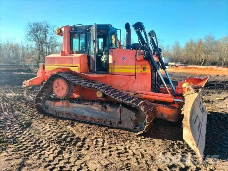 CAT D6T Pásové dozery