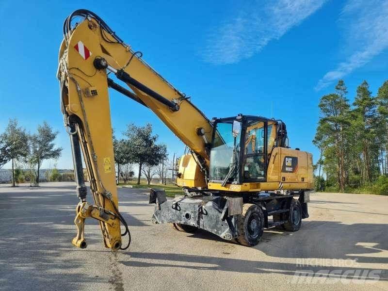 CAT MH3022 Stroje pro manipulaci s odpadem