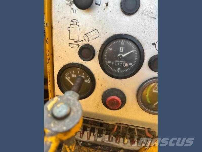 Hamm DV1022C Půdní kompaktory