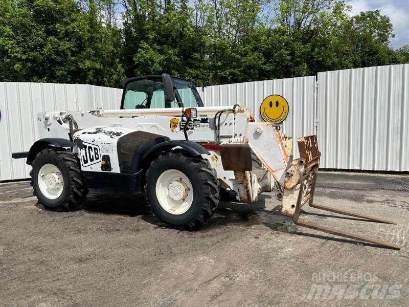 JCB 535-125 Teleskopické manipulátory