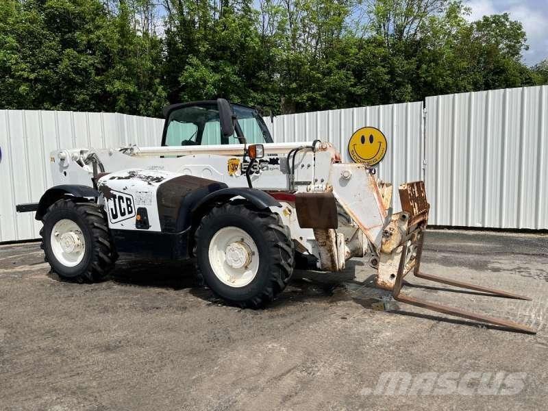 JCB 535-125 Teleskopické manipulátory
