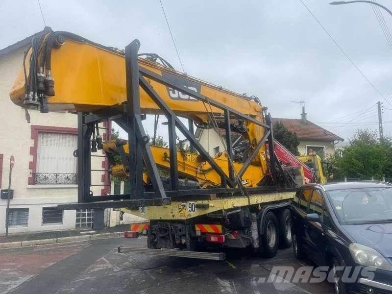 JCB JS360 Demoliční rýpadla