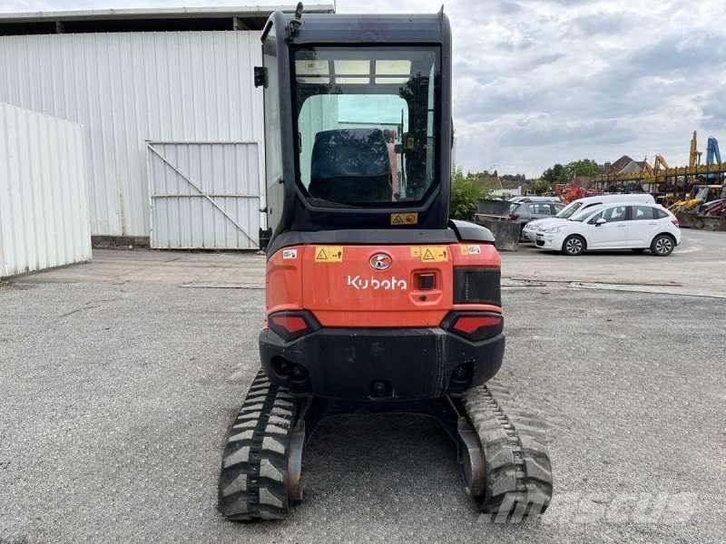 Kubota U27-4 Mini rýpadla < 7t