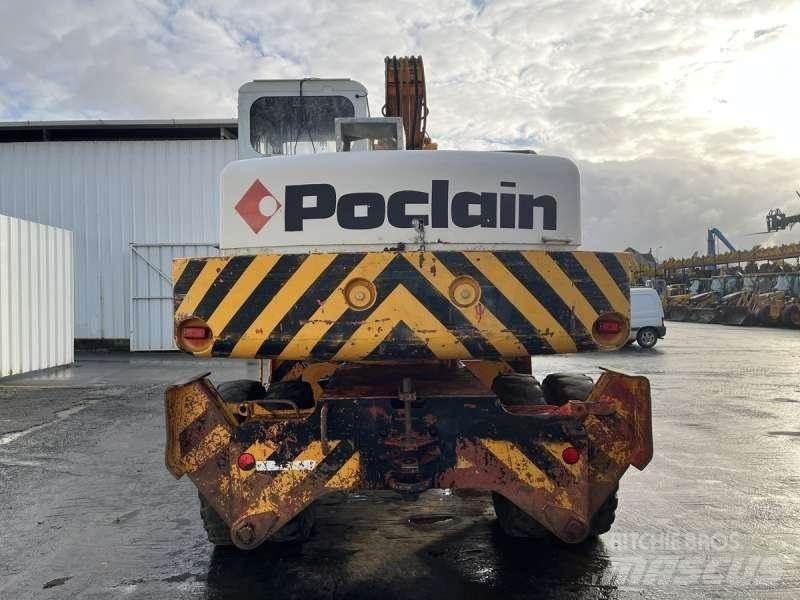 Poclain P60 Kolová rýpadla