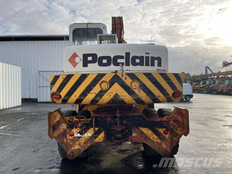 Poclain P60 Kolová rýpadla