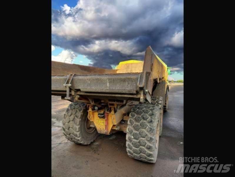 Volvo A30G Kloubové dempry