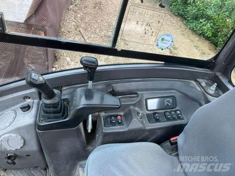 Volvo ECR25D Mini rýpadla < 7t