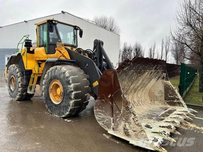 Volvo L220H Kolové nakladače