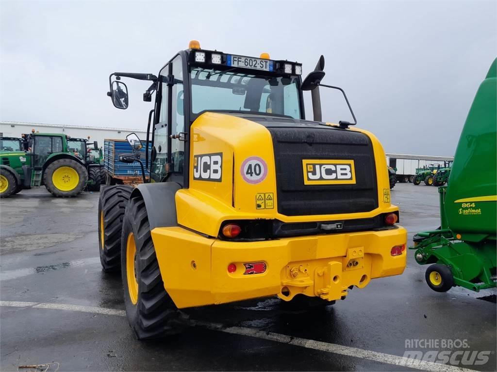 JCB TM420 Teleskopické nakladače pro zemědělství