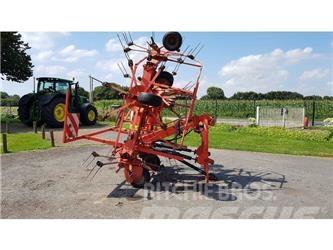 Kuhn GF7802 Obraceče a shrabovače sena