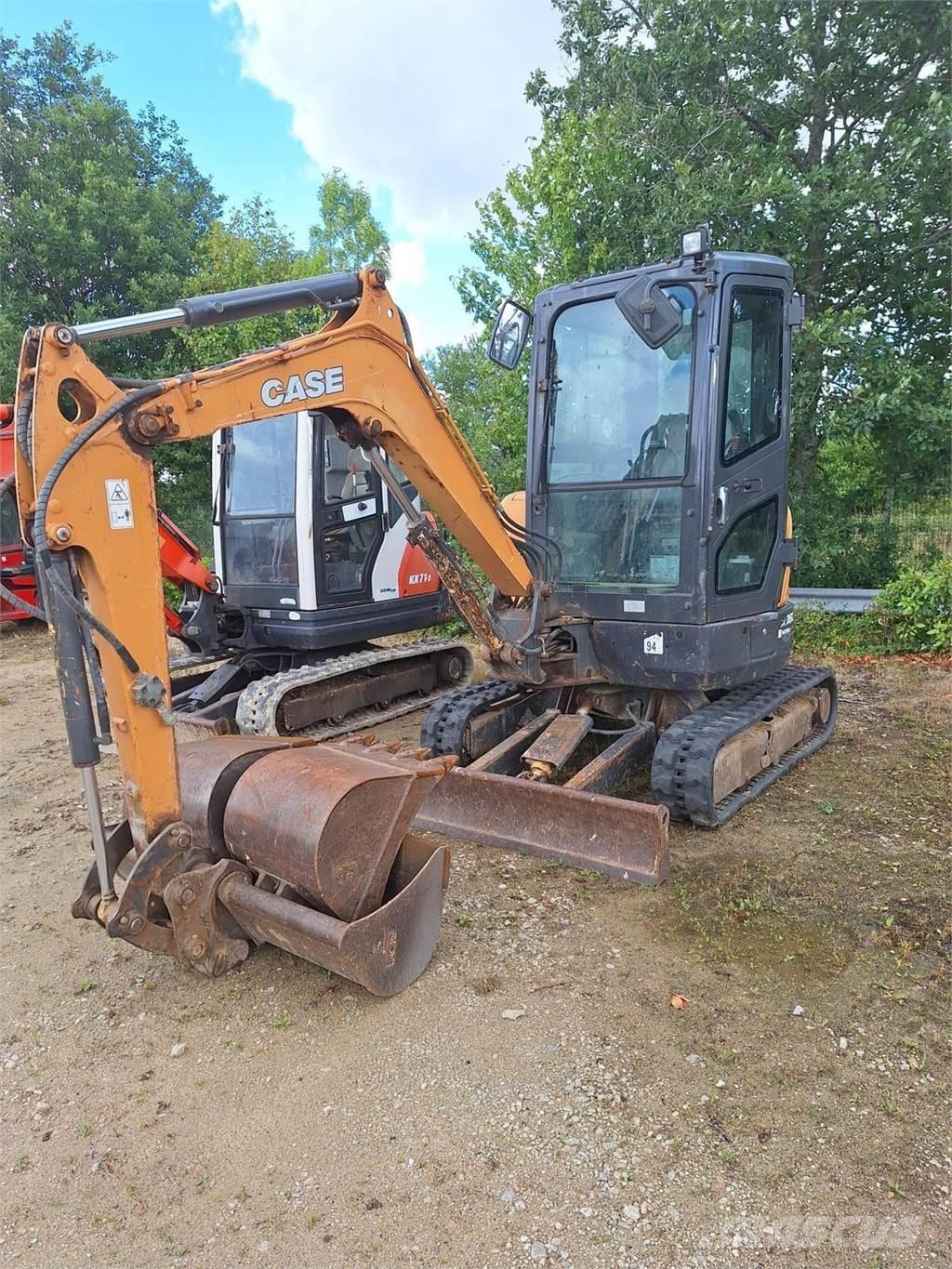 CASE CX26C Mini rýpadla < 7t