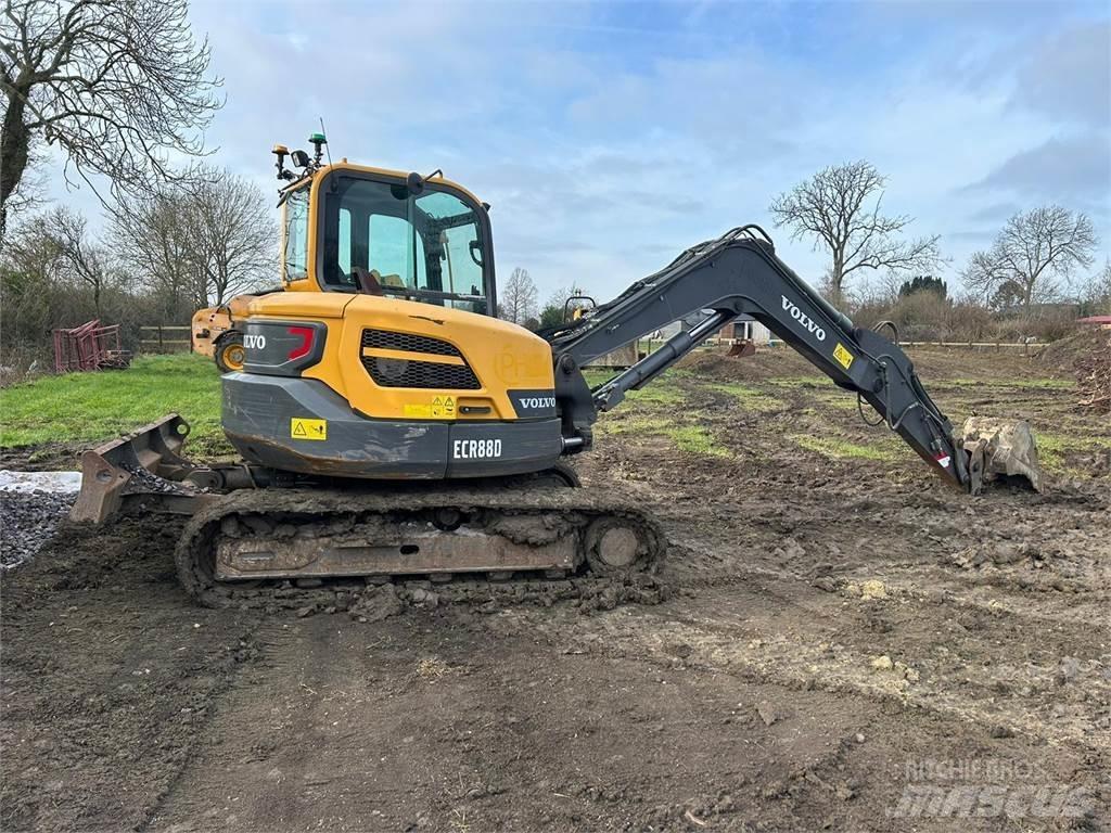 Volvo ECR88D Pásová rýpadla