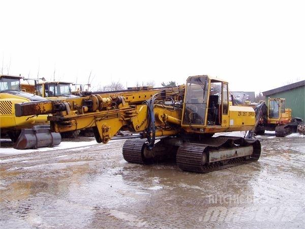 ABI / Zeppelin ZR26T / ABI Pilířové jeřáby