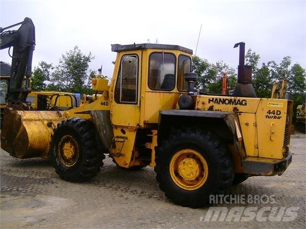 Hanomag 44D Kolové nakladače