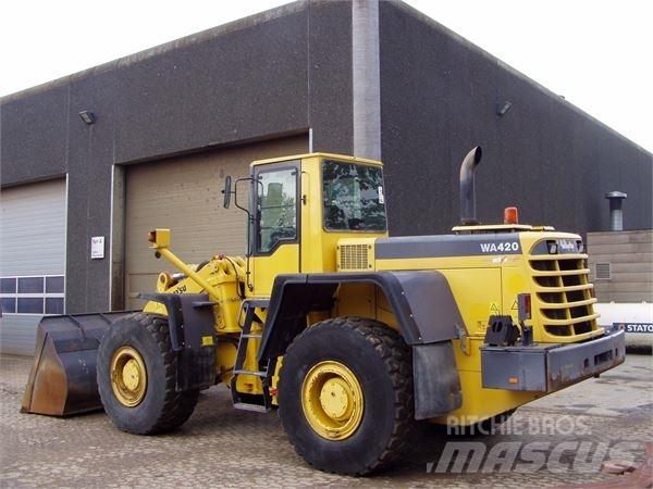 Komatsu WA420-3H Kolové nakladače