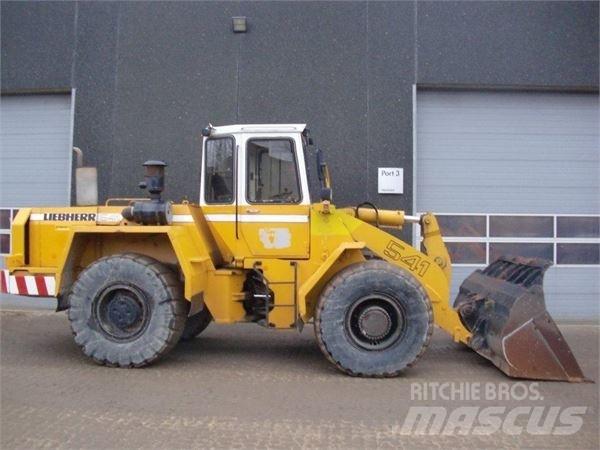 Liebherr 541 Kolové nakladače