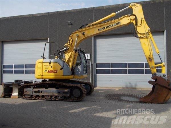 New Holland E150 Pásová rýpadla