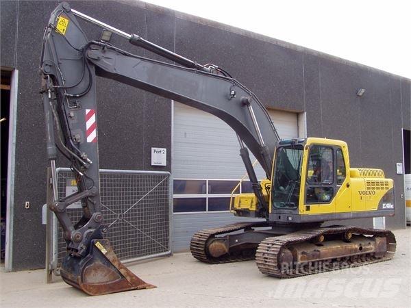 Volvo EC240BNLC Pásová rýpadla