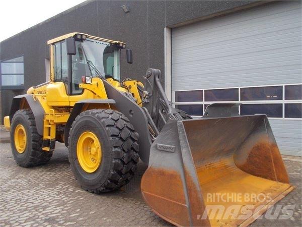 Volvo L110F Kolové nakladače
