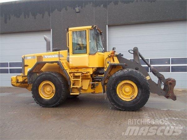 Volvo L120D Kolové nakladače