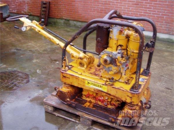 Weber 6011 Další válce