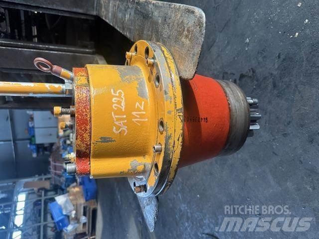 Liebherr SAT 225 Podvozky a zavěšení kol