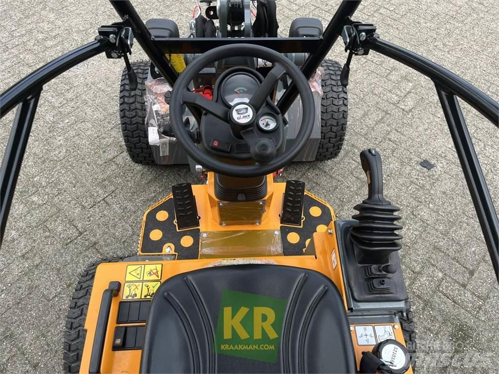 GiANT G1200 Čelní nakladače a rypadla