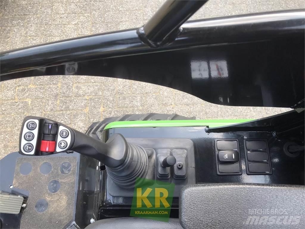 GiANT G2200E Čelní nakladače a rypadla