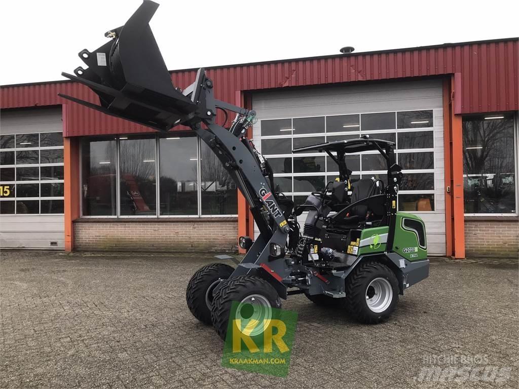 GiANT G2700E Čelní nakladače a rypadla