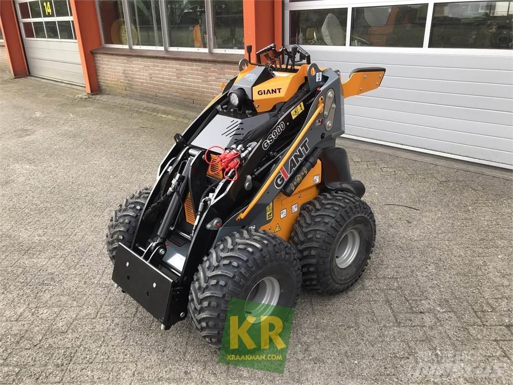 GiANT GS900 Čelní nakladače a rypadla