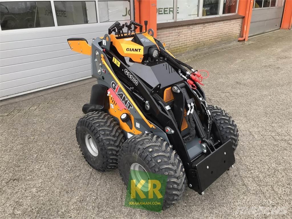 GiANT GS900 Čelní nakladače a rypadla